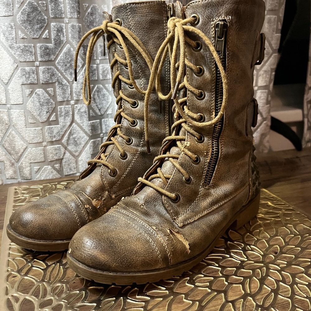 Brown Lace-Up Combat Boots